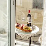 Luxury Designer Penthouse With Private Jacuzzi * Sliema