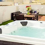 Lejlighed Luxury Designer Penthouse With Private Jacuzzi Sliema