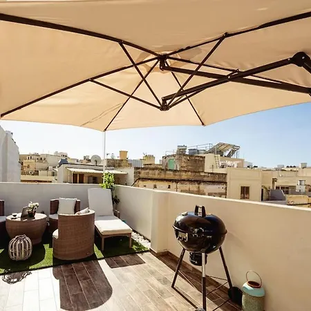 Apartmán Luxury Designer Penthouse With Private Jacuzzi