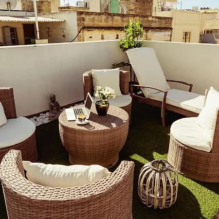 Luxury Designer Penthouse With Private Jacuzzi Apartamento