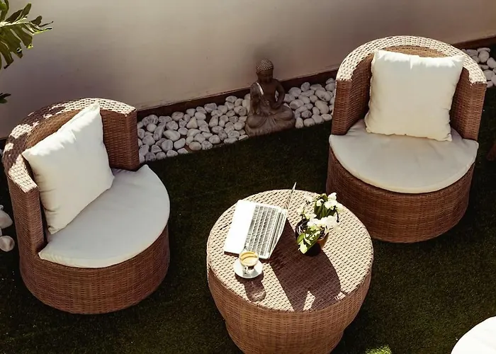 Luxury Designer Penthouse With Private Jacuzzi Апартаменты