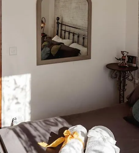 Luxury Designer Penthouse With Private Jacuzzi * Слима